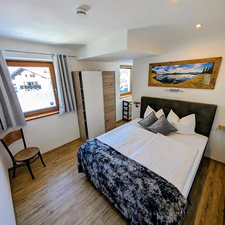 Haus Dirol Апартаменты